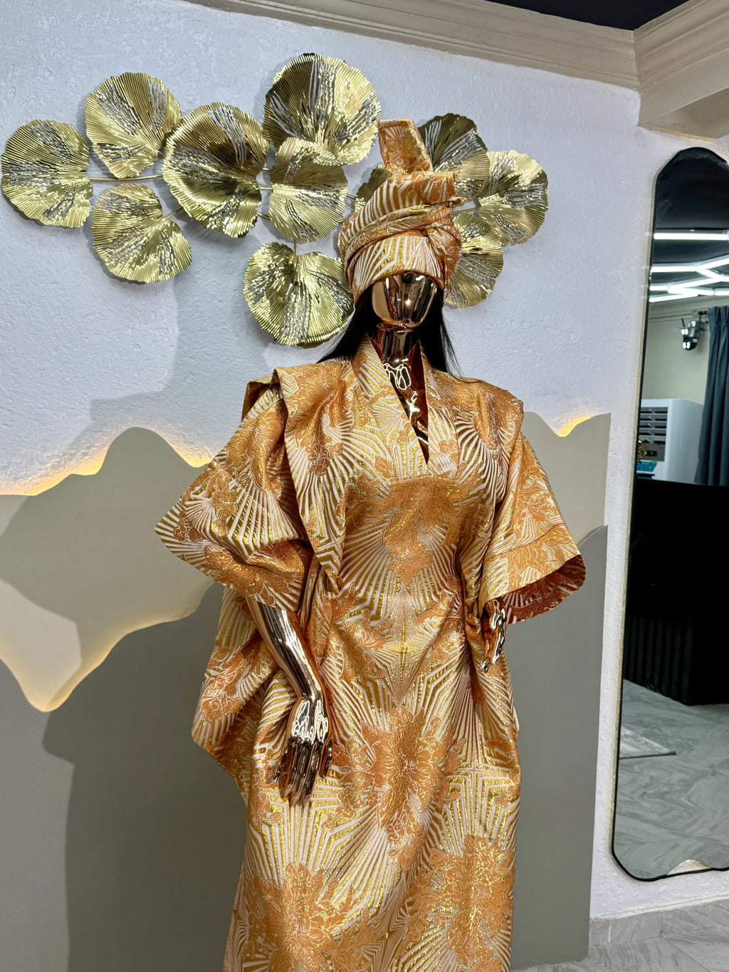 LUXURY DAMASK FREE GOWN