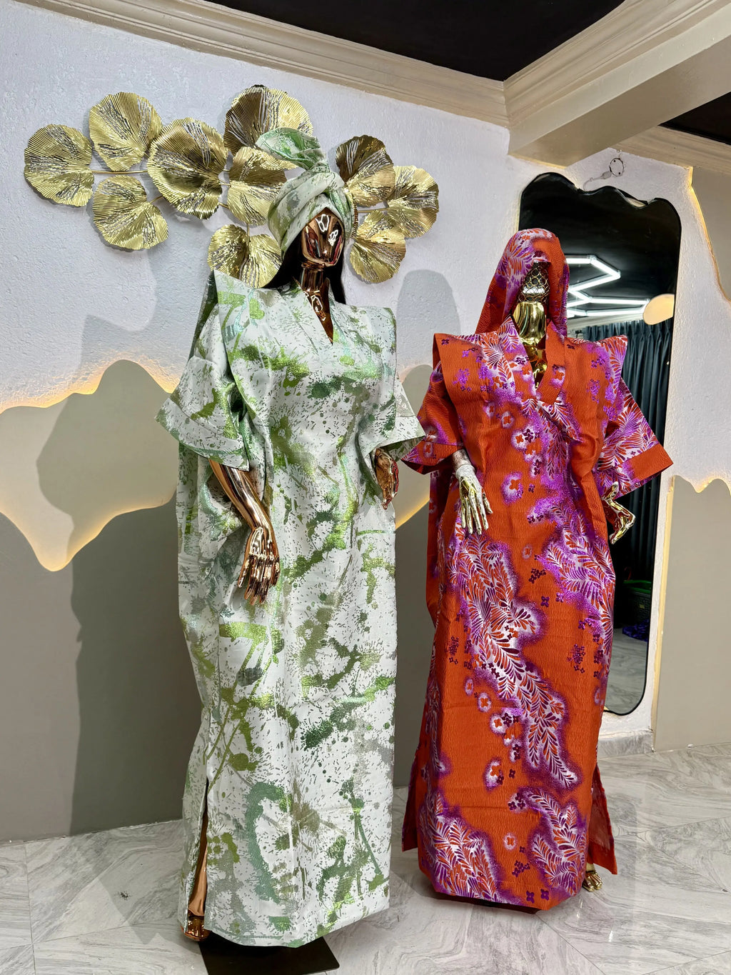 LUXURY DAMASK FREE GOWN